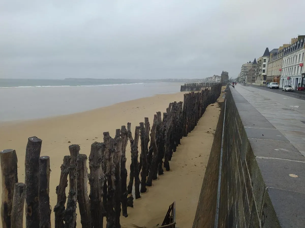 Bed and Breakfast Chez Frederic Saint-Malo
